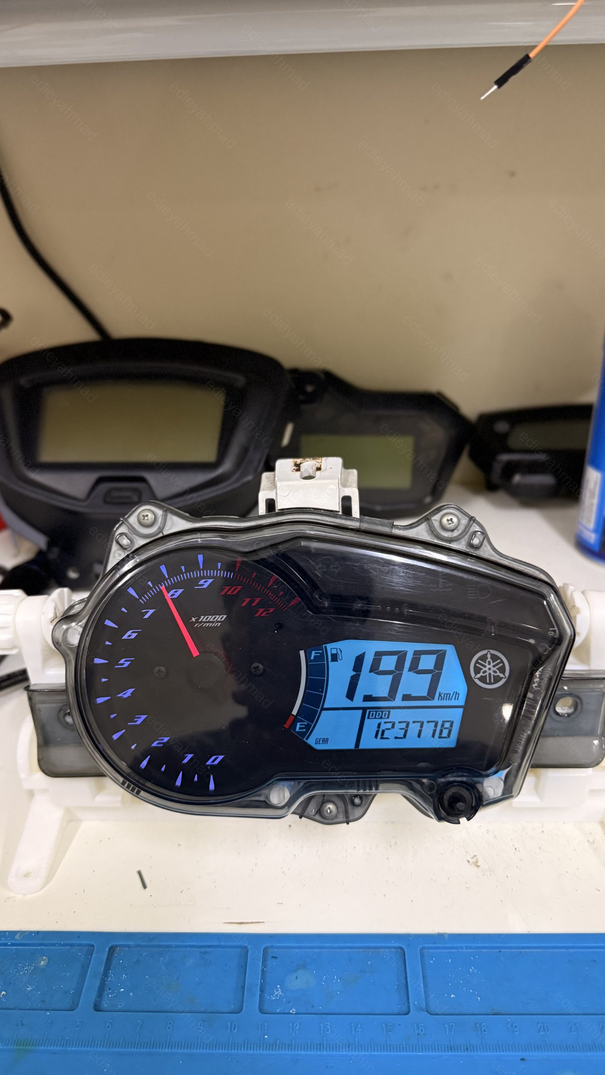 Y15 v1 custom LED